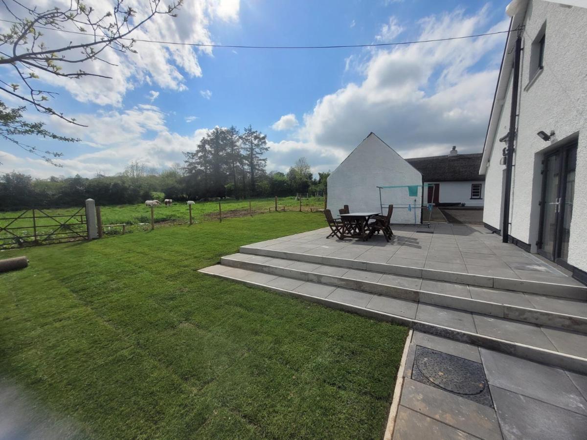 Helen'S Villa Maghera  Exterior photo